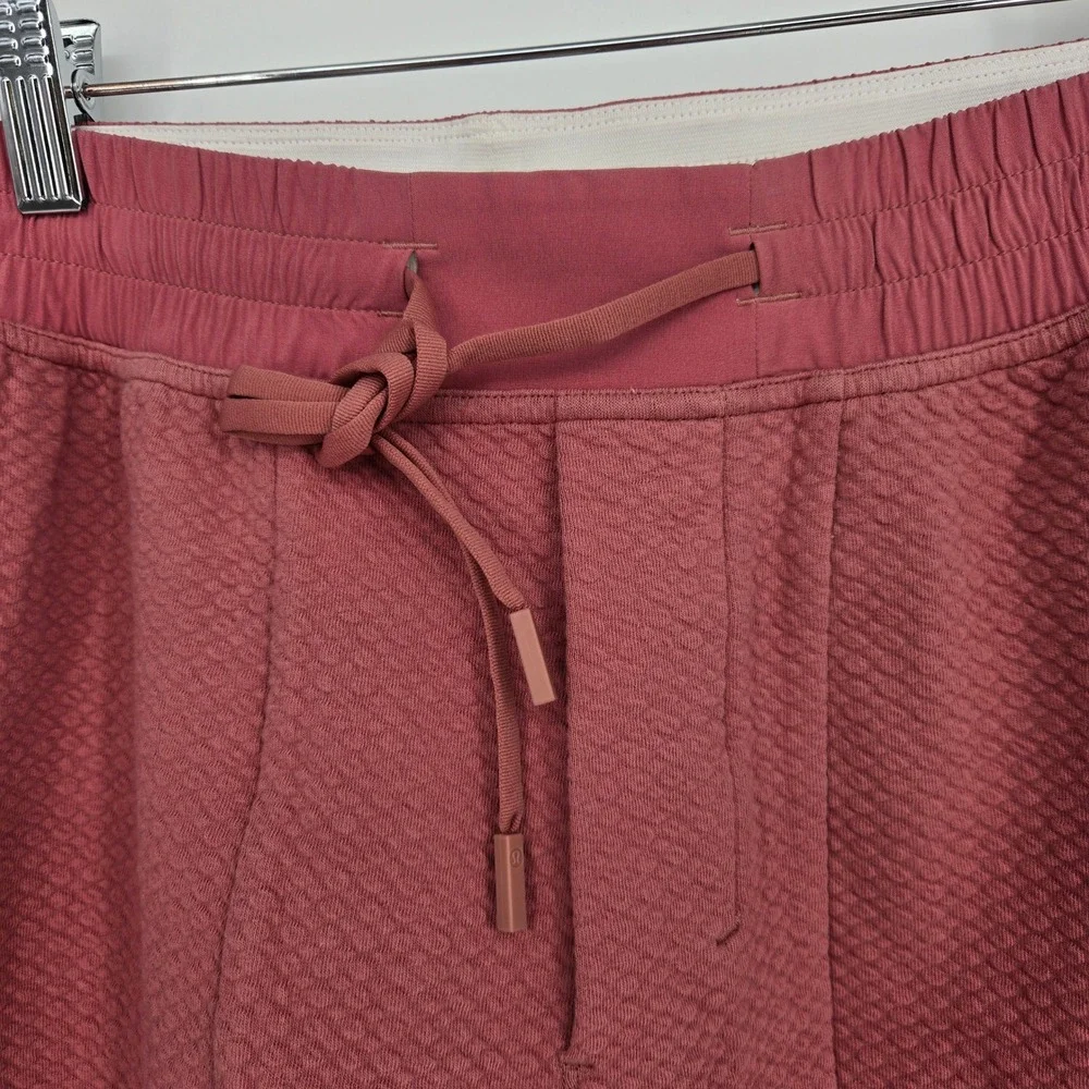 Lululemon Mens L At Ease 7